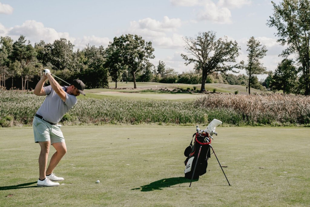 Hybrid vs Cord Golf Grips: Which One Suits Your Game?